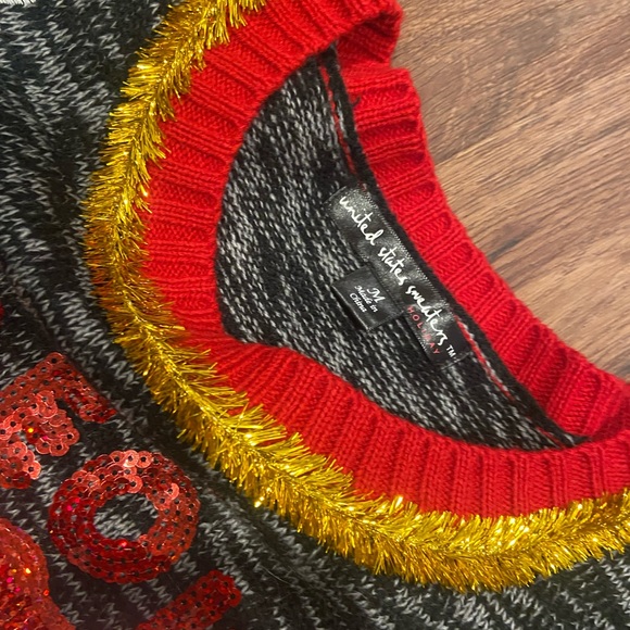 Christmas sweater - Picture 2 of 2